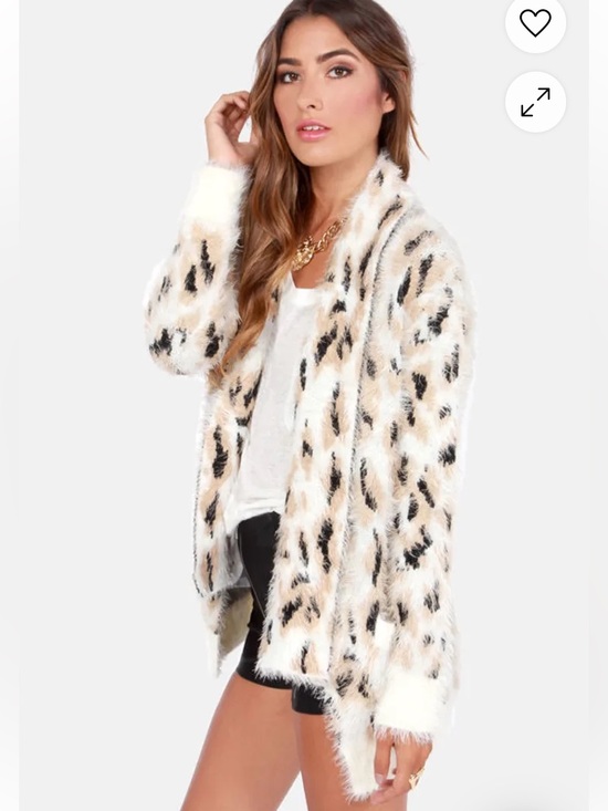 MINKPINK Sweaters - Mink Pink Zippora Cream Animal Print Wrap Sweater Cardigan SM Leopard Print Cozy
